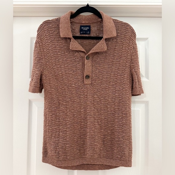 Abercrombie & Fitch Men's Camp Collar Cropped 2-Button
Sweater Polo Brown Sz XS - Picture 4 of 6